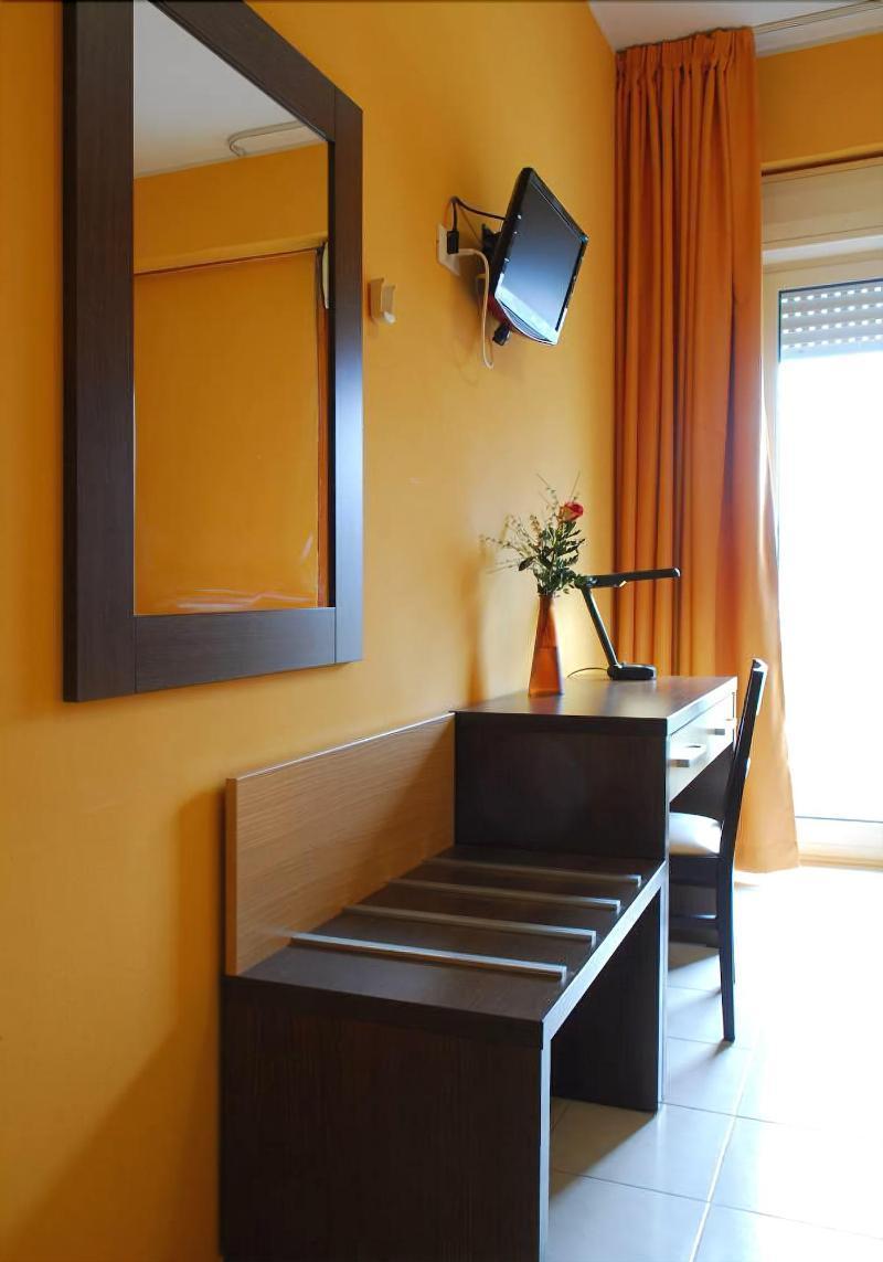 Hotel Michelangelo Teramo Ngoại thất bức ảnh