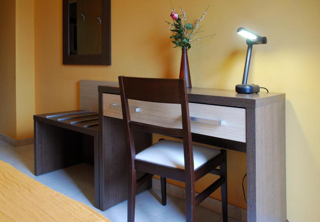 Hotel Michelangelo Teramo Phòng bức ảnh